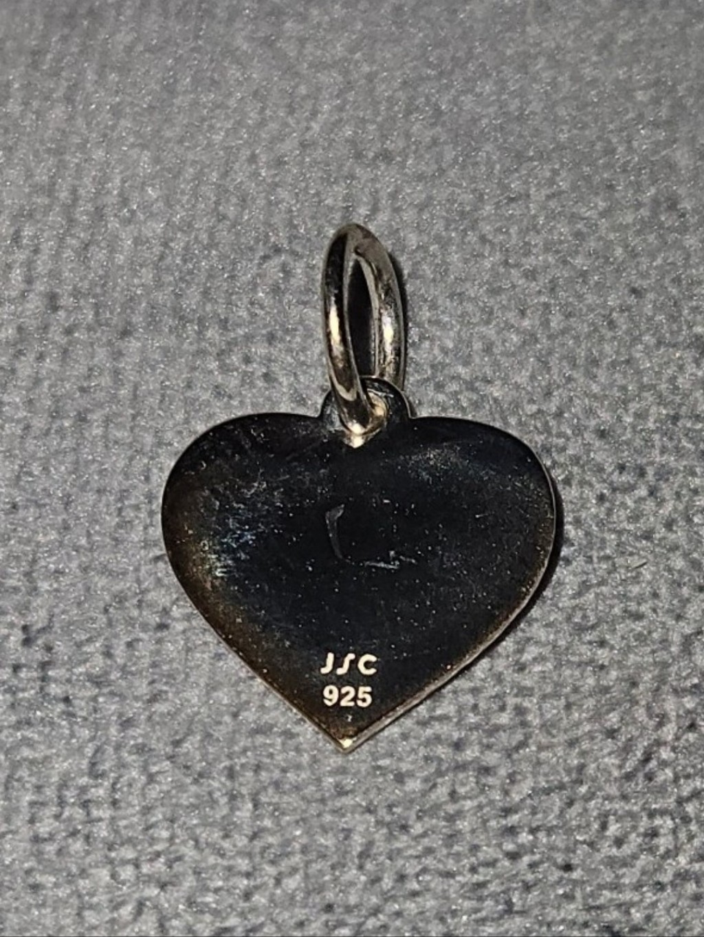 New York 925 Heart Charm — image 2 of 2
